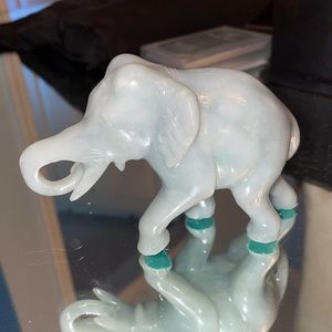 Jade elephant figurine